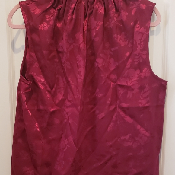 LG Ann Taylor Factory Red Sleeveless Ruffled Neck Dressy Top - Picture 3 of 5